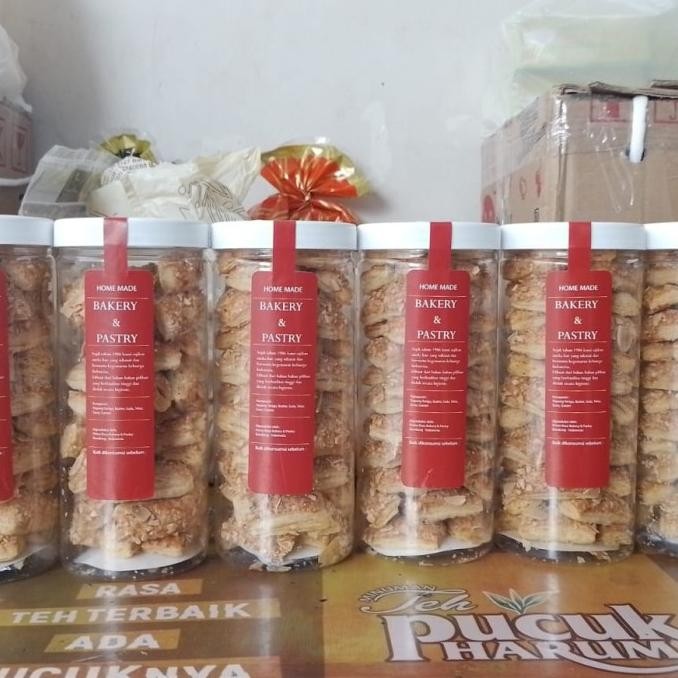 

Grosir Pastry Almond Tabung Primarasa Prima Rasa Bandung