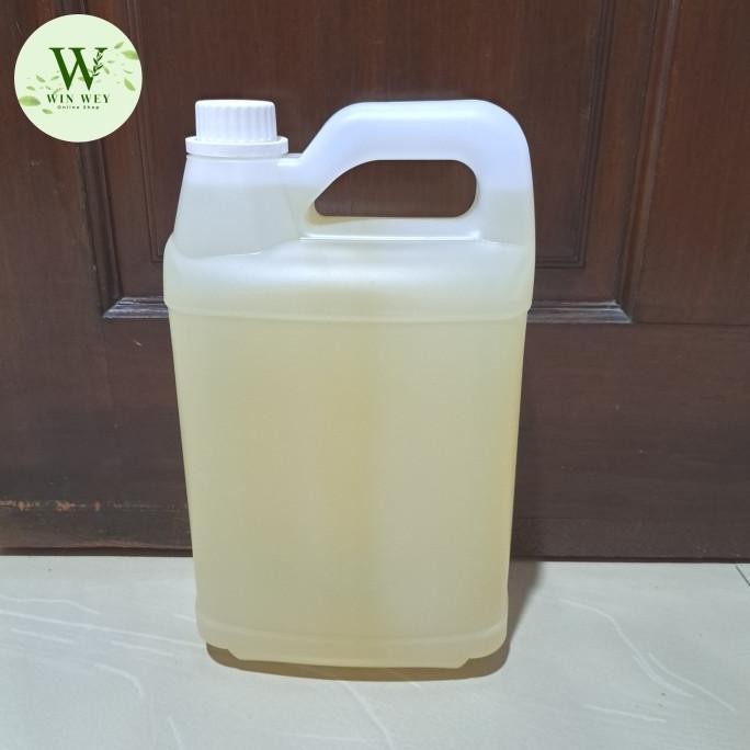 

Kara Minyak Goreng Kelapa (Coconut Oil) 5 Liter HF