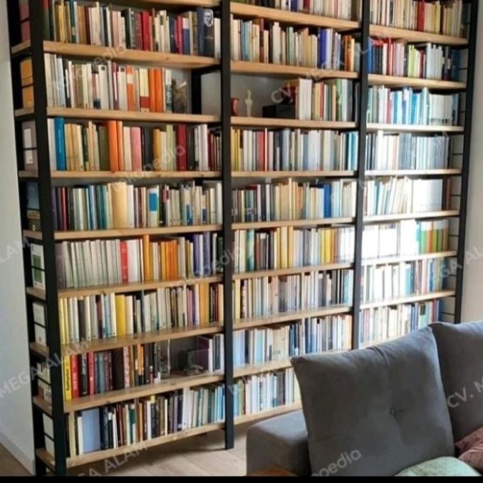 Rak buku perpustakaan rangka besi hollow kayu mahoni