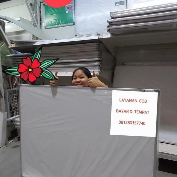 

tyS Whiteboard gantung 90 x 120 cm