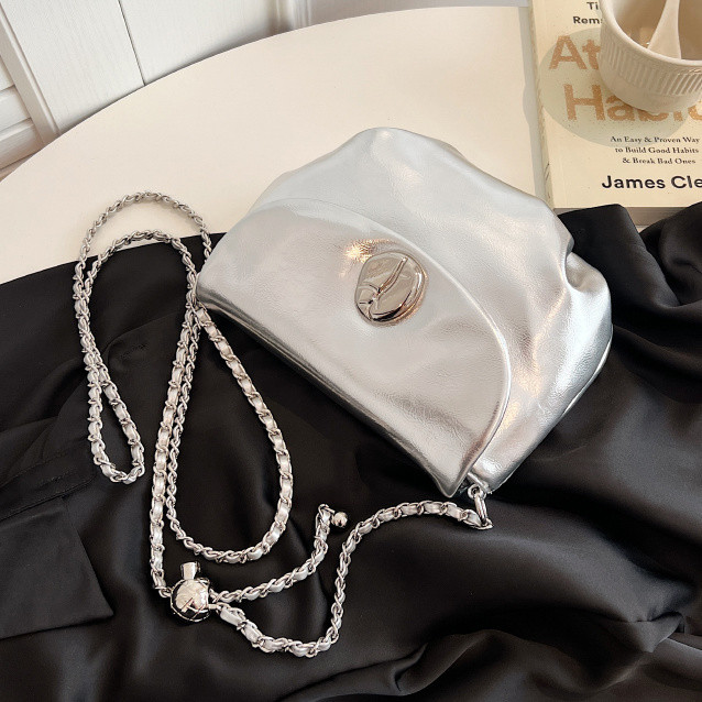 New Cloud Crossbody Bag Small Chanel Style Women's Chain Bag Small Shoulder Bag