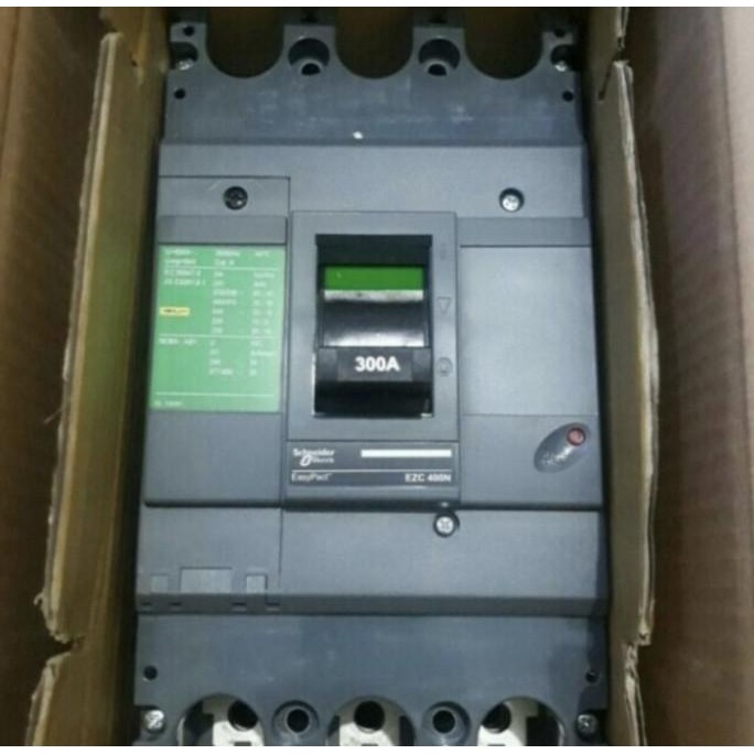 MCCB SCHNEIDER EZC400N 300A 3pole