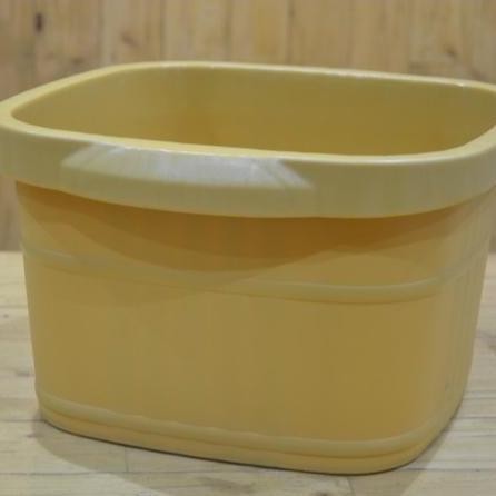 ember rendam kaki bak baskom / ember rendam kaki manicure spa