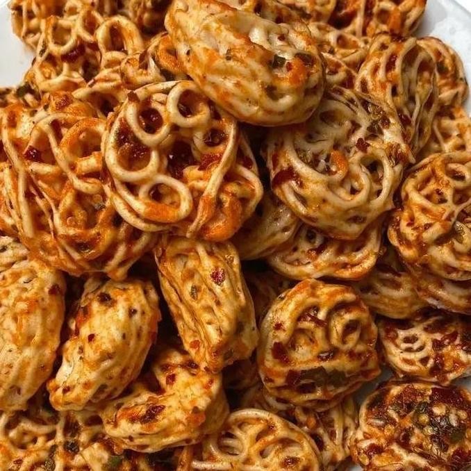 

Seblak Kerupuk Rafael Virall 1Kg Pedas Bawang Food Snack Kering Cemilan