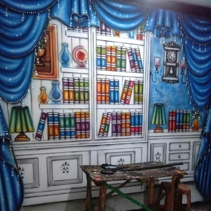 Background Foto/ Latar/ Rak Buku Wisuda Foto Studio Corak Putih 08 New Stok