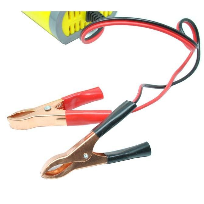 PORTABLE MOTORCRYCLE CAR BATTERY CHARGER 12V/2A / CAS AKI / CAS ACCU