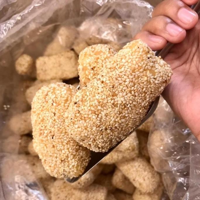 

Terlaris Manco Bola Wijen 500Gr 250Gr Kue Muacho Ketan