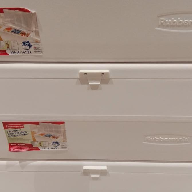 RUBBERMAID COOLER BOX MARINE 141 LITER