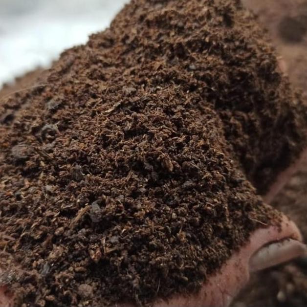 

Terlaris Pupuk Kandang / Pupuk Kompos Kotoran Kambing