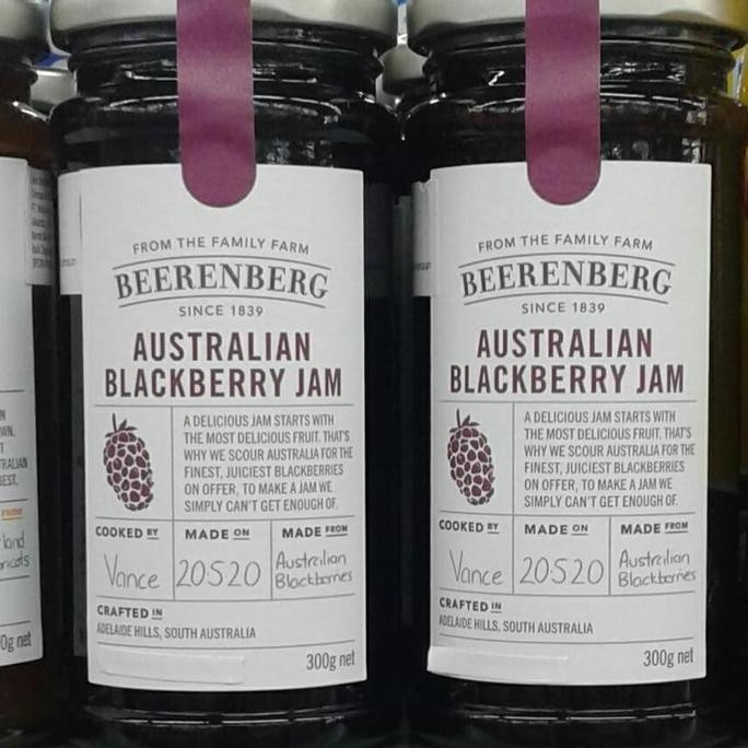 

Produk Baru!! beerenberg blackberry jam selai 300gr
