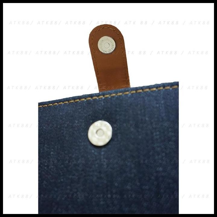 

Onix Navy Blue Binder Denim Jeans Kancing Exclusive 20 Ring A5 Campus Harga Promo