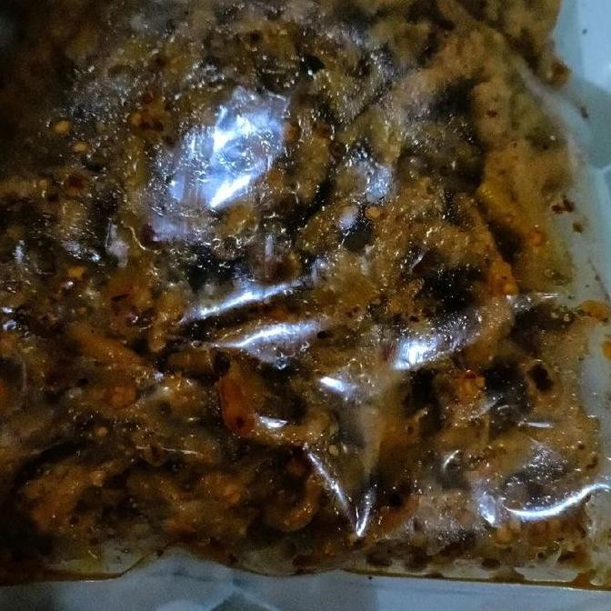 

HIW USUS KRIUK AS VARIAN 250 GRAM Food Snacks Pedas Manis Kripik Goreng