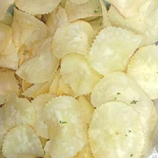 

HIW keripik singkong ayam bawang