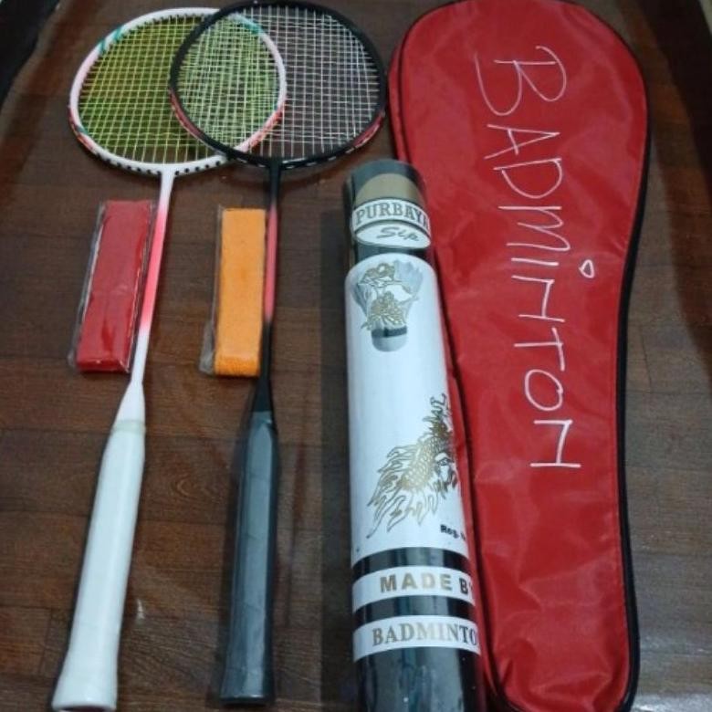 Hj_ Raket Badminton Komplit 2 raket, Tas, 2 grip, dan 1 slop kok isi 12 ( Bisa COD ) AST