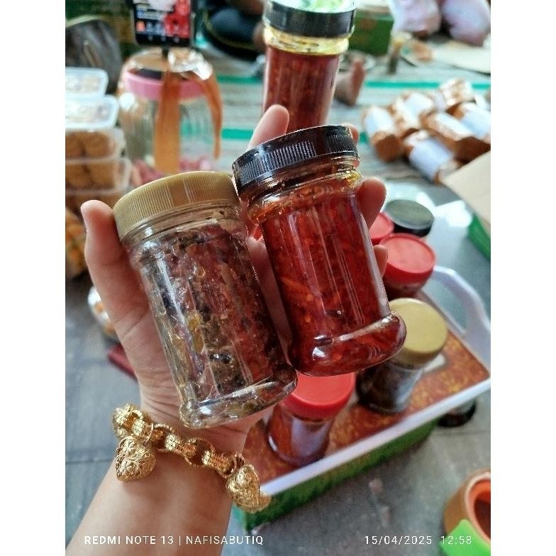 

2 produk oseng ikan asin dan sambel tongkol nUg