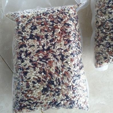 

Beras Mix 1 Kg, asli jatiluwih kualitas terbaik dengan harga murah