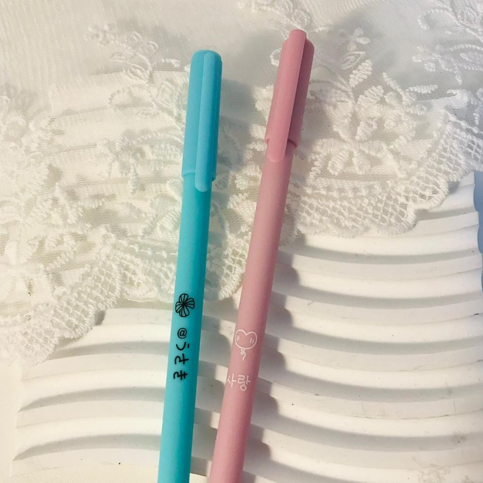 

KEKINIAN PULPEN GEL TINTA WARNA HITAM PASTEL UNTUK JURNAL DIARY SCRAPBOOK NOTES TERLARIS