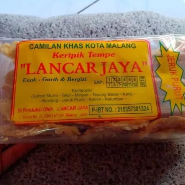 

Tangguh Kripik Tempe Lancar Jaya Khas Malang