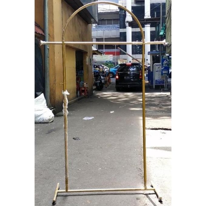 TERBARU - Gawang besi pajangan baju oval gold