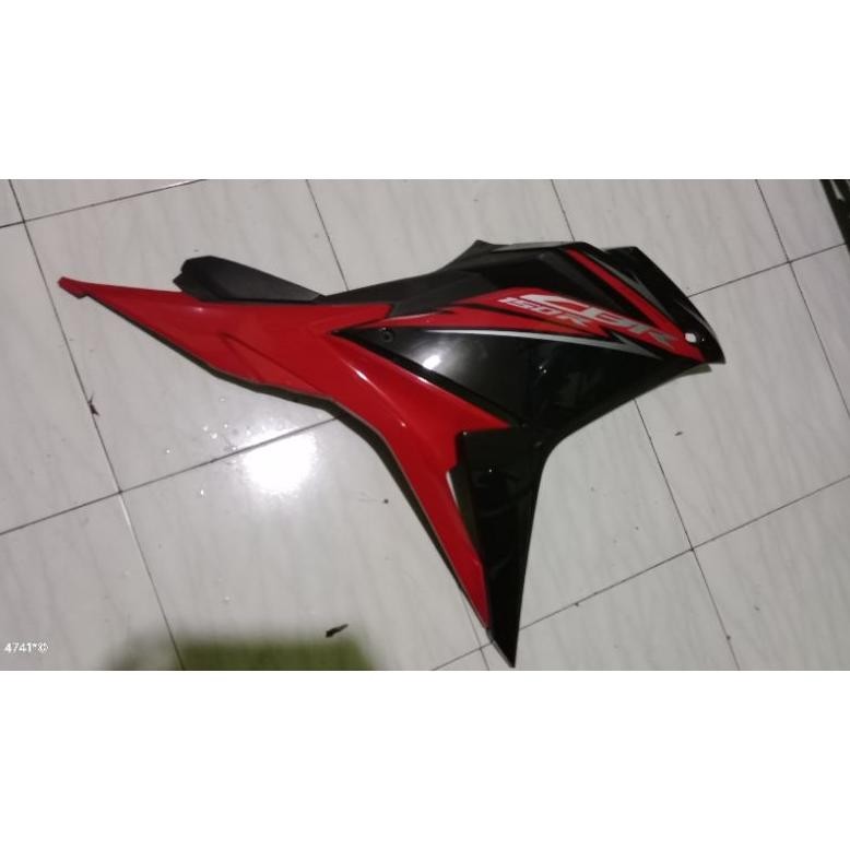 fairing set kiri / kanan cbr 150r facelift