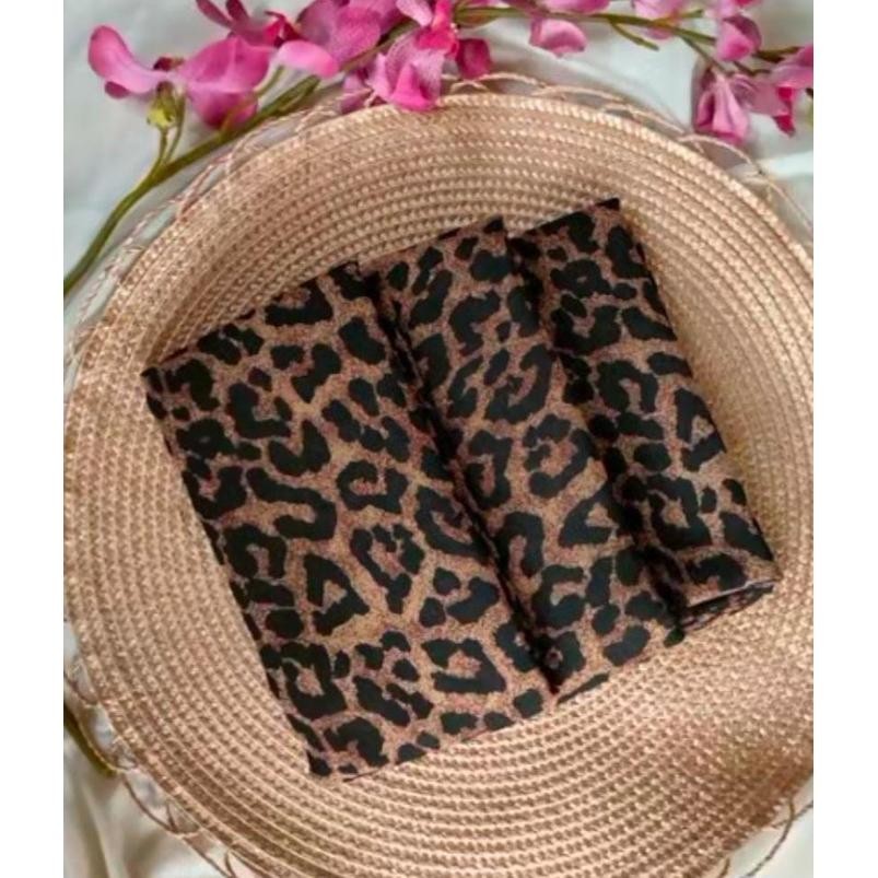 Tersedia Sekarang Hijab Square Macan Segiempat Wolfis Motif Macan Leopard Matt Polycotton Wolpeach B