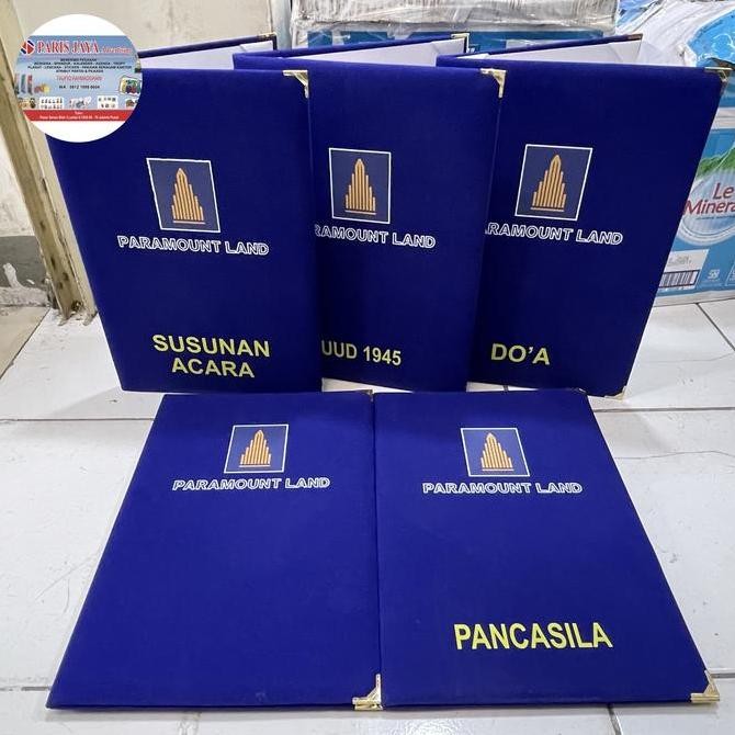 

Map sekolah/map bludru/map upacara bendera 1 set logo custom warna biru terbaru Kualitas Original