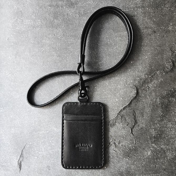 

BDS CAMBRIDGE - Handcrafted leather Lanyard ID card Holder, triple slot Kualitas Original