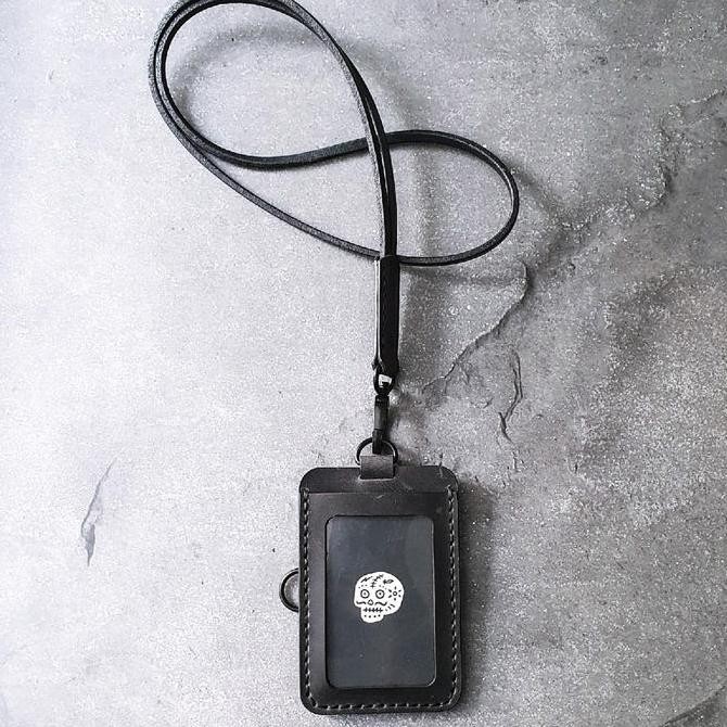 

BDS COASTAL Vintage Black - Leather Lanyard ID card Holder, two view Kualitas Original