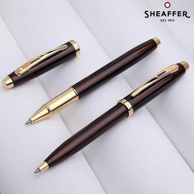 

Sheaffer 100 Glossy Coffee Brown With PVD Gold-Tone Rollerball Pen Kualitas Original