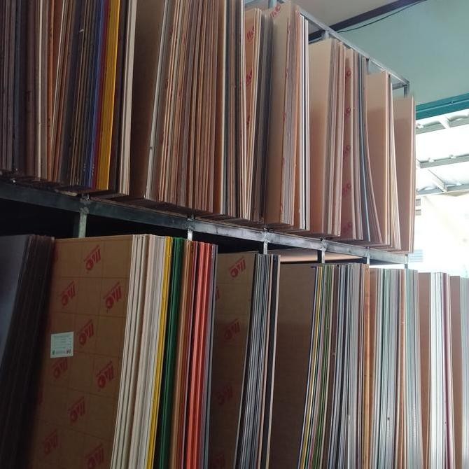 

akrilik lembaran 2mm kapur (404) 100200 Kualitas Original