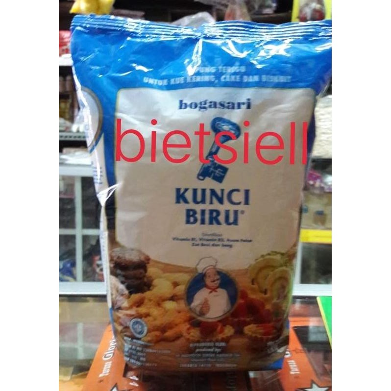

Promo Terigu Kunci Biru Premium 1 Kg 12 Pcs/Karton (Gojek Grab Only)