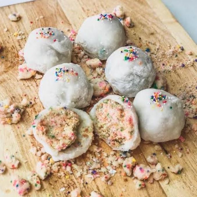 

Grosir Bianca Michi Mochi Premix 1Kg Kue Mochi Tepung Premix Moci Dessert