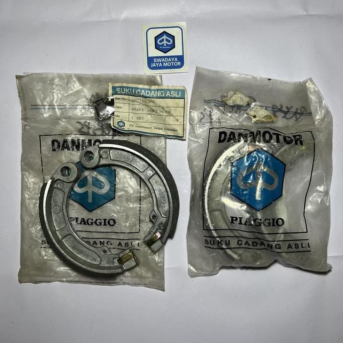 Kampas Rem Belakang R8 Danmotor Biru Vespa Super PS PTS VBB