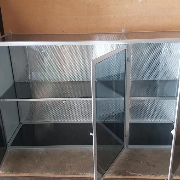 Rak Gantung Lemari Dapur Kitchen Set Atas Aluminium Kaca 3 Pintu Polos