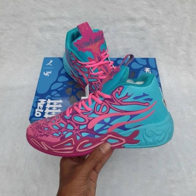 TERBARU - SEPATU LAMELO BALL MB.04 IRIDESCENT