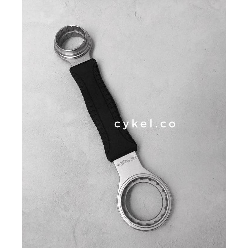 Bike Hand Yc 304Bb Bottom Bracket Opener Kunci Bb Bottom Bracket