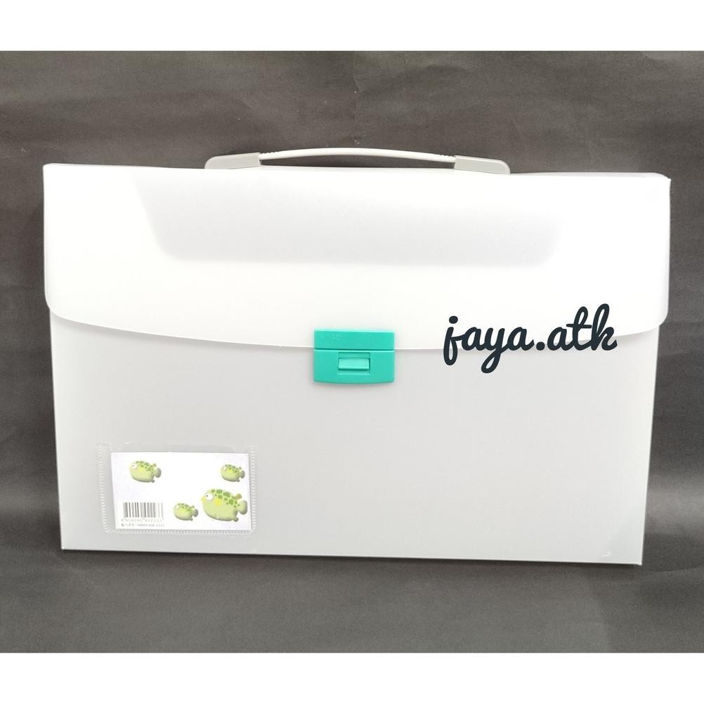 

Map Plastik Carry File 4cm Dokumen File Tenteng Jinjing Folio Expanding Tanpa Sekat Bagus Tebal