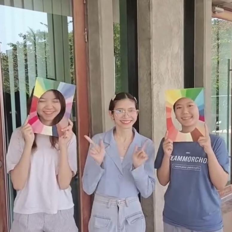 

AZQ-16 ad-77 dfg-88 Ul-64 Glow Up With Personal Color Test [ Readystock Instan Sameday ] Swatch Fan, Keychain, Season Autumn Spring Winter Summer Personal Color Test Personal Color Analysis Analisis Personal Color Card Personal Color Kit Color Analysis