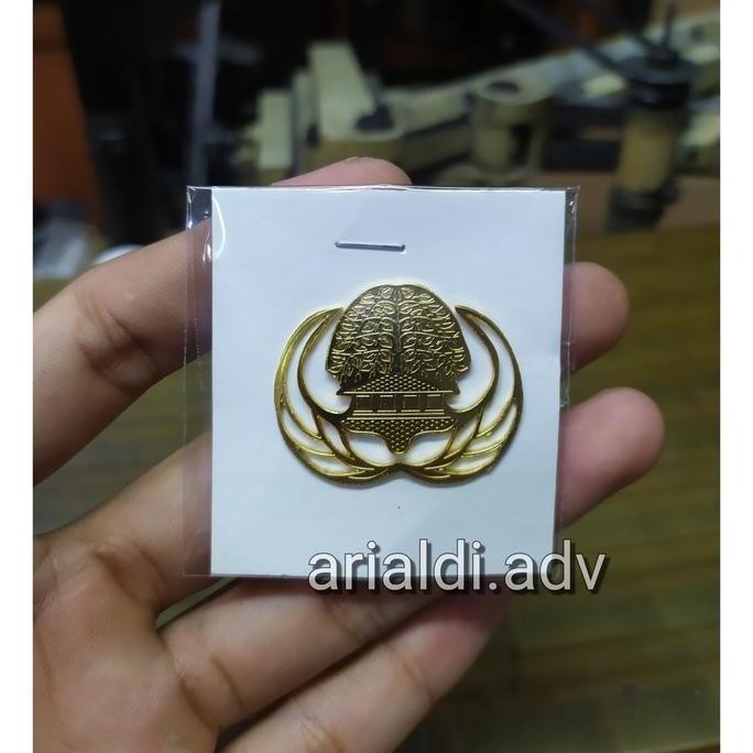 pin korpri bolong magnet,pin korpri kerancang