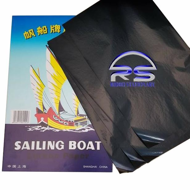 

Kertas Karbon Sailing Boat Single Side Hitam Biru Folio - 1 PACK isi 100 Lembar AST