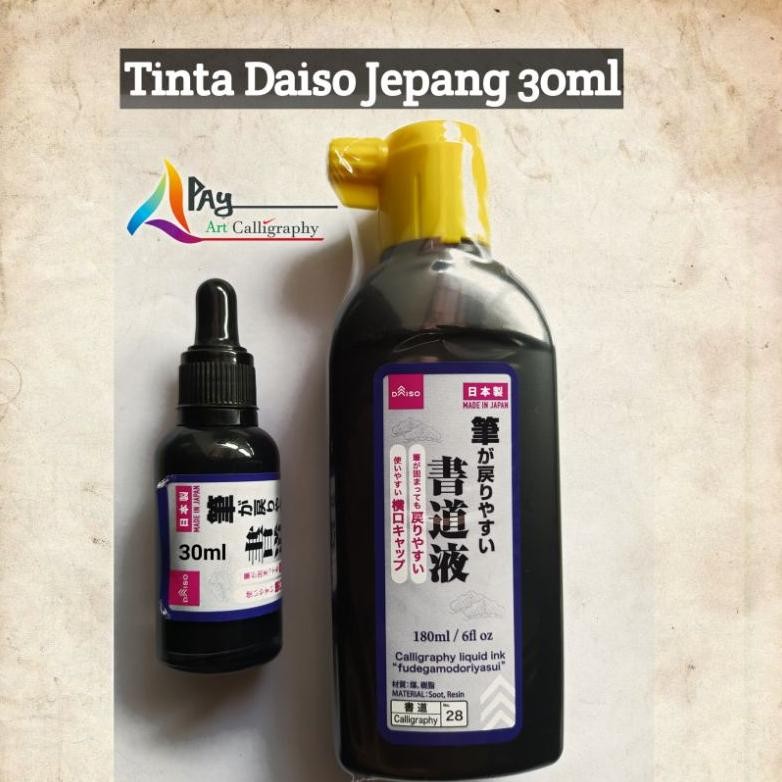 

paket kaligrafi (Tinta Daiso 30ml, kalam handam 3buah, tempat tinta kaca)