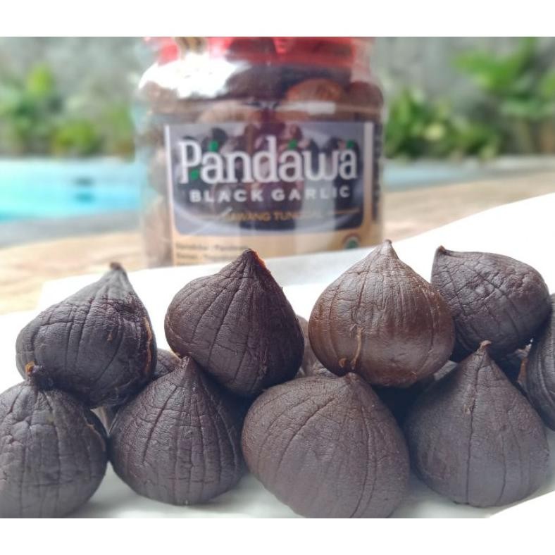 

BAWANG HITAM TUNGGAL KUPAS - PEELING BLACKGARLIC