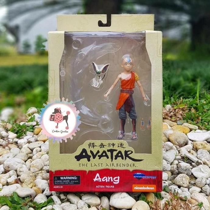 Avatar The Last Airbender Deluxe Action Figure - Aang