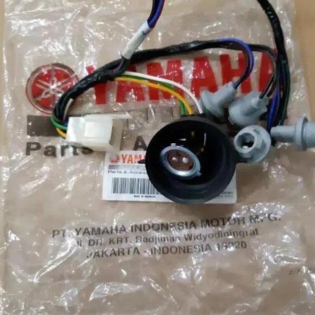 Tersedia FITING LAMPU DEPAN MIO M3 Z 125 SOKET ORIGINAL YGP