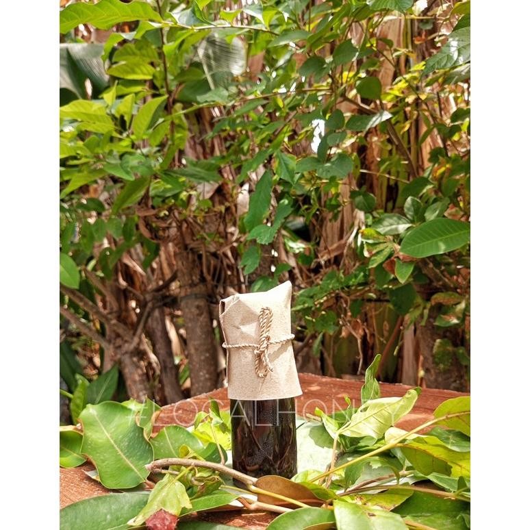

MADU HITAM HUTAN MURNI 100% ASLI (GARANSI UANG KEMBALI)