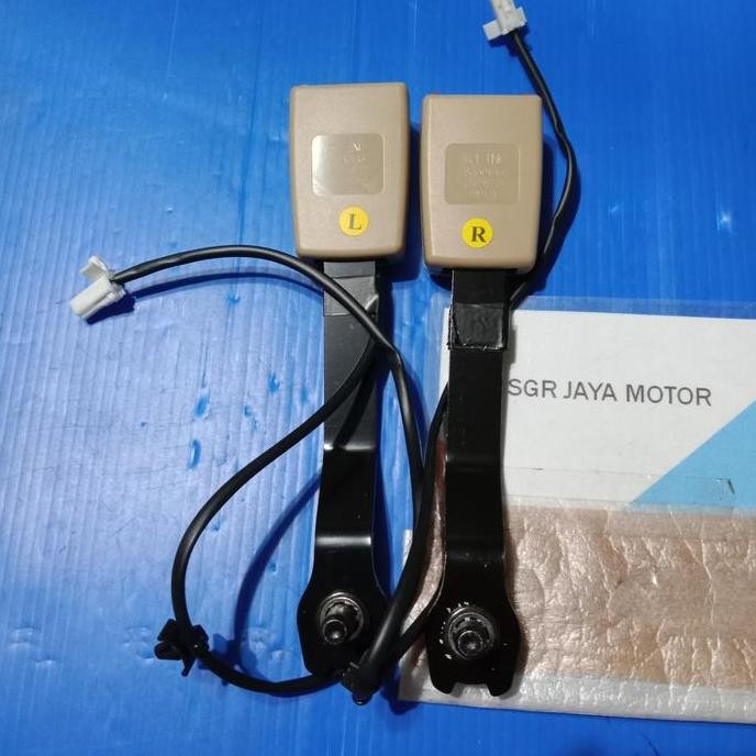 

Terlaris Lock Safety Belt Atau Pengunci Sabuk Pengaman Toyota Honda Original