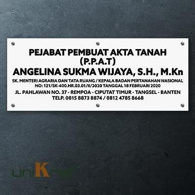 

Plang Papan Nama Kantor Notaris dan PPAT dan Advokat