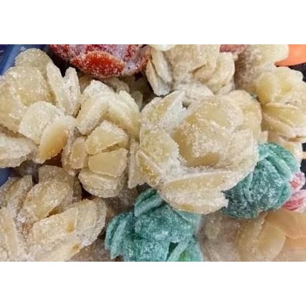 

Cemilan Manisan Buah Pala Kering Bunga 1Kg