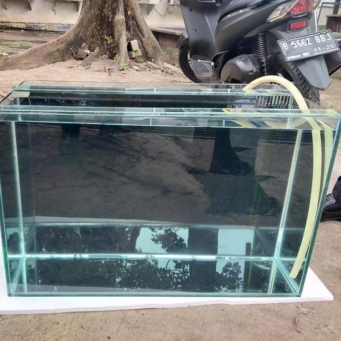 Aquarium Laut 80X50X50 Filter Belakang