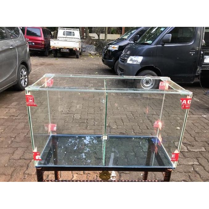 Aquarium Kaca Ukuran 70X30X40Cm & Sekat